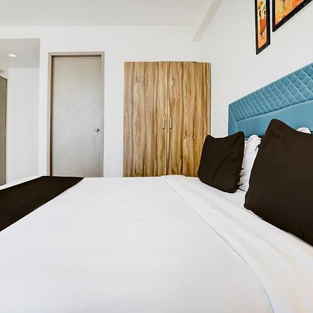Super Collection O Vesu Surat Formerly Hotel Signature מראה חיצוני תמונה