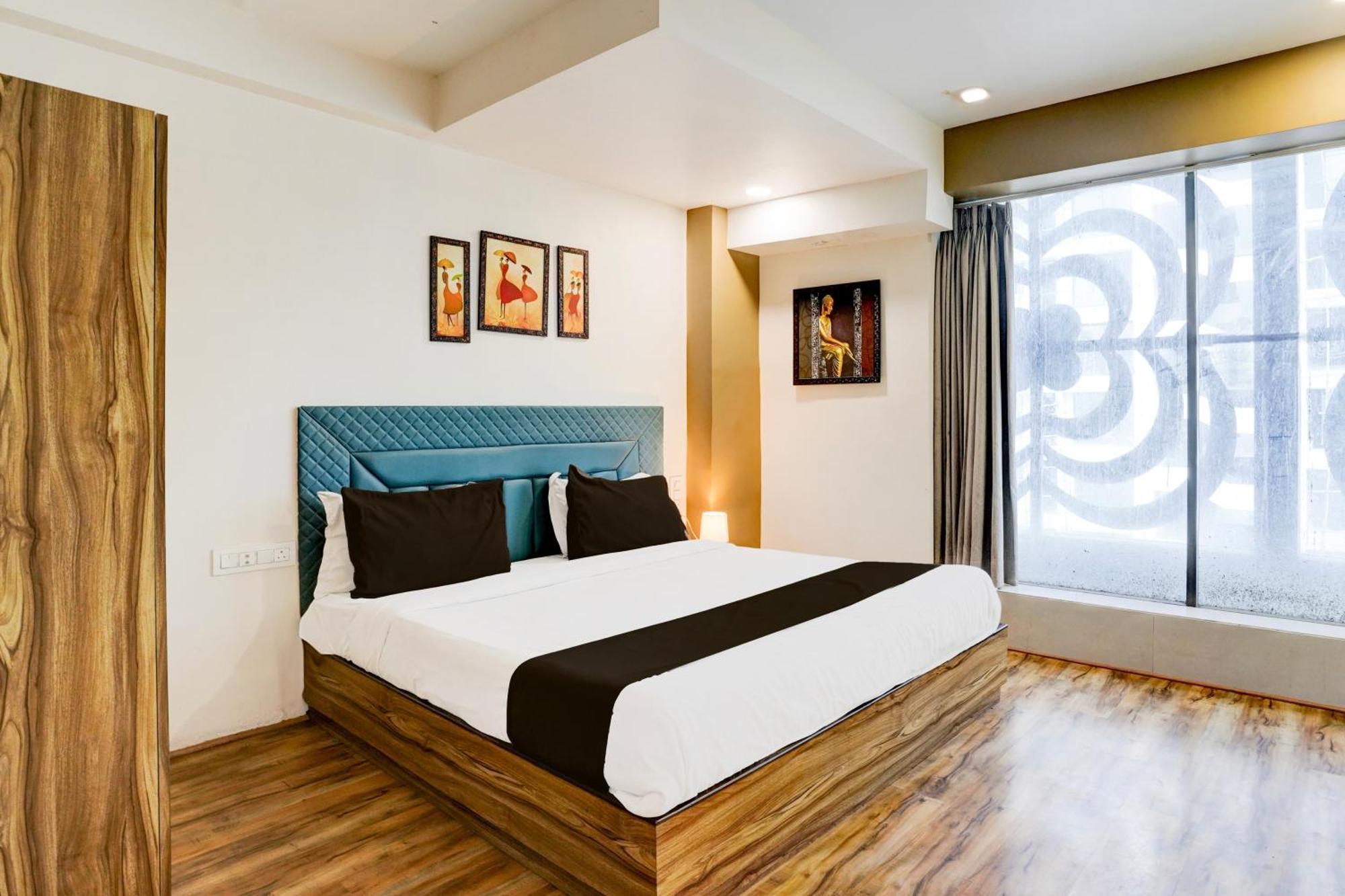 Super Collection O Vesu Surat Formerly Hotel Signature מראה חיצוני תמונה
